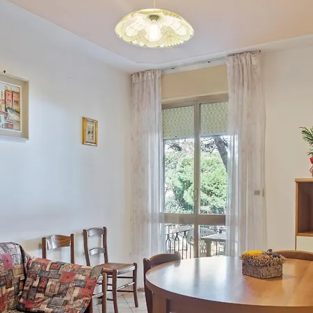 Sun Drenched Seaside Holiday Close To Venice Rosolina Mare
